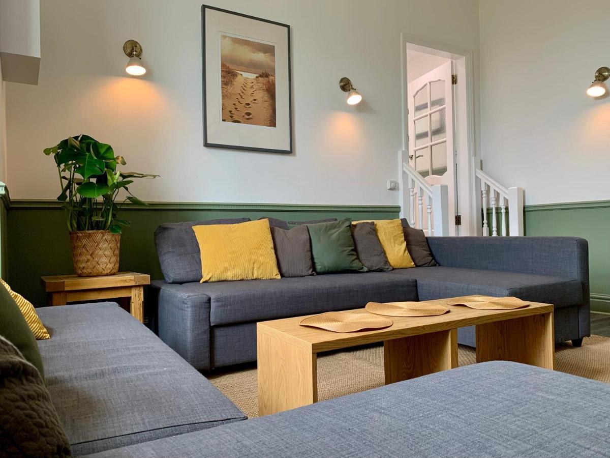 Stunning Rural Apartment - Sleeps 4 - Parking Lichfield Bagian luar foto